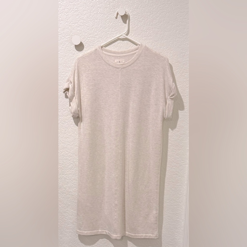 Lou & Grey Cream Signaturesoft Plush Top